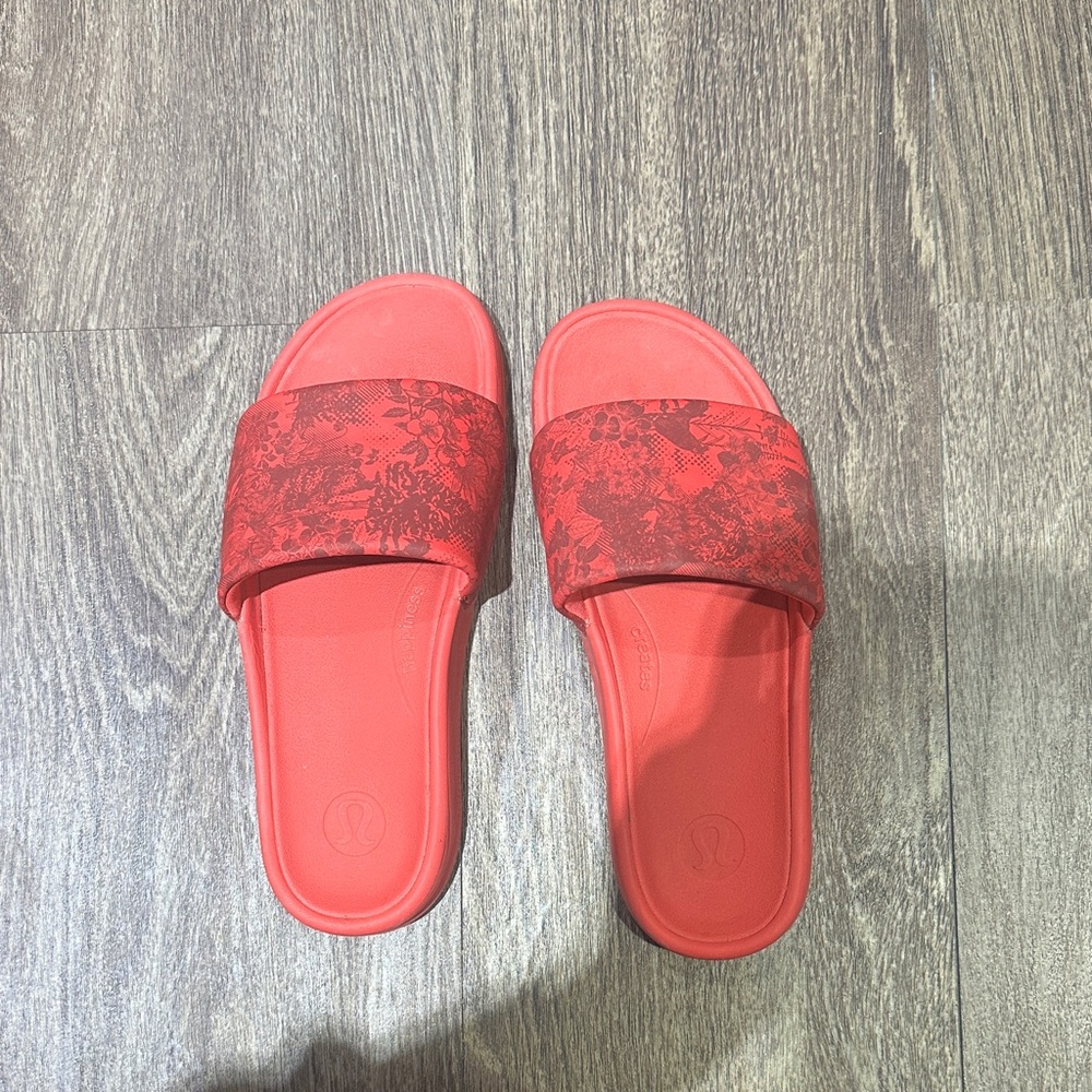 LIMITED EDITION - Lululemon 2024 Olympic Slides